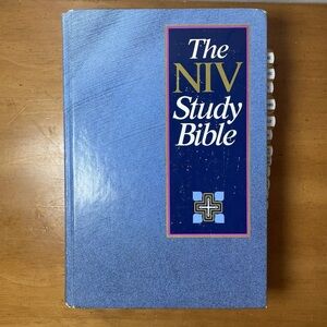The NIV Study Bible Zondervan Hardcover Tabs On Books Highlighting Vintage 1985